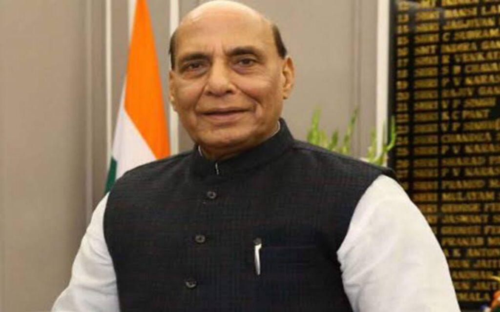 रक्षा मंत्री का लखनऊ दौरा