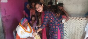 बुजुर्गों का सम्मान 