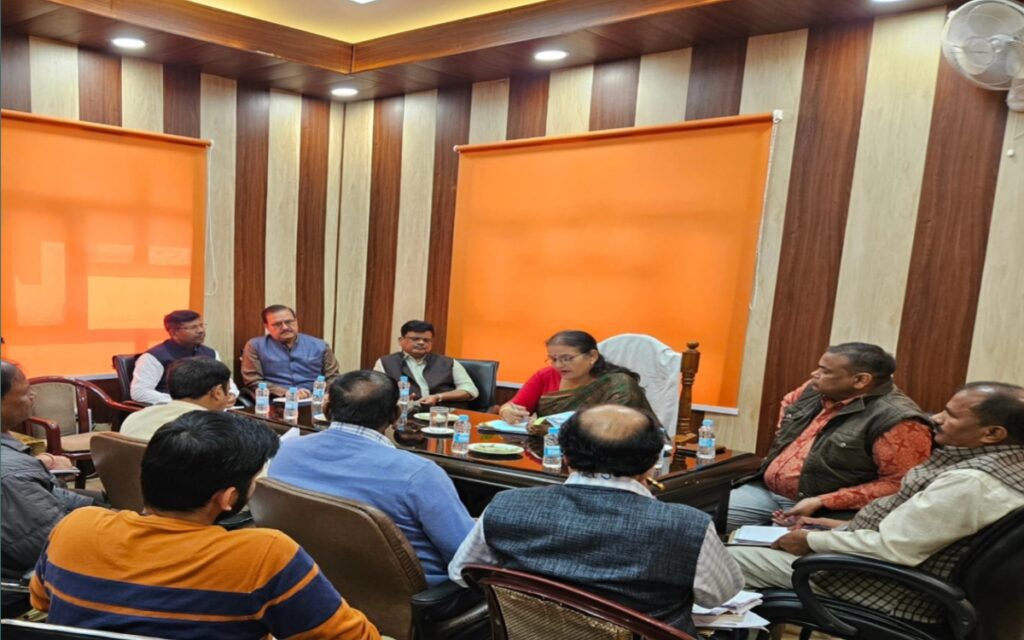 महापौर लखनऊ ने किया संकल्प यात्रा का शुभारंभ
