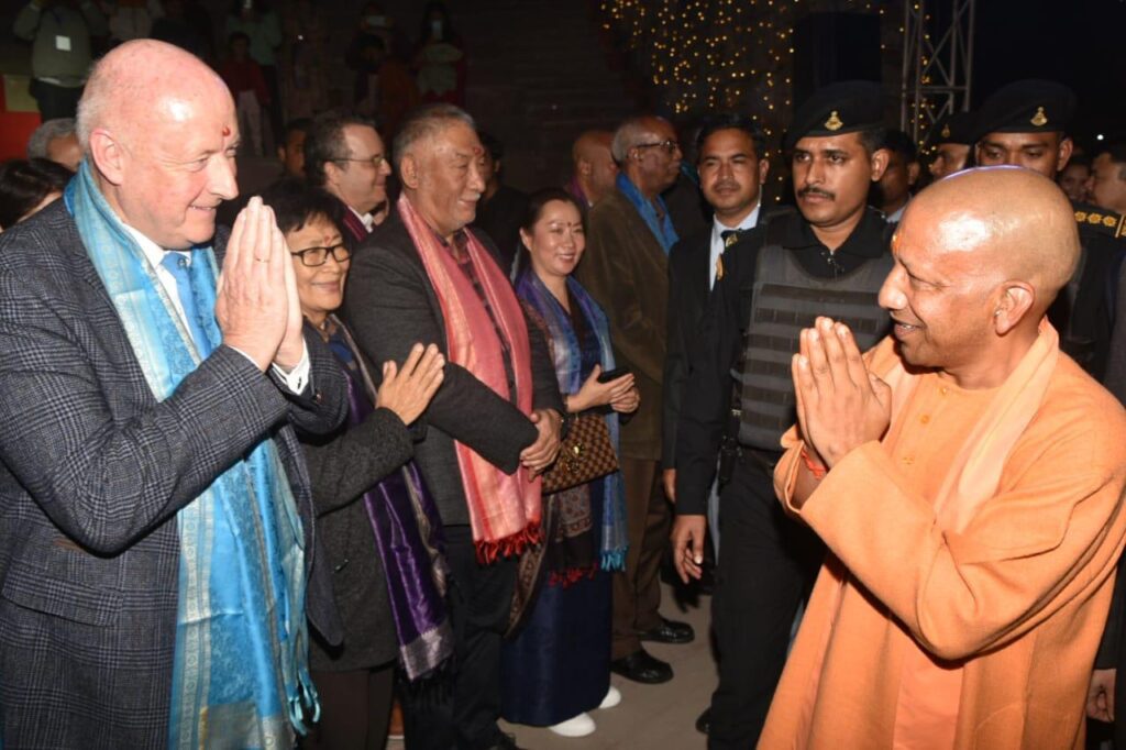 काशी में विदेशी राजदूत