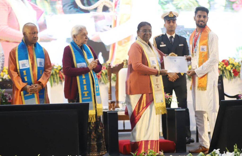 राष्ट्रपति द्रौपदी मुर्मू IIIT दीक्षांत समारोह लखनऊ 