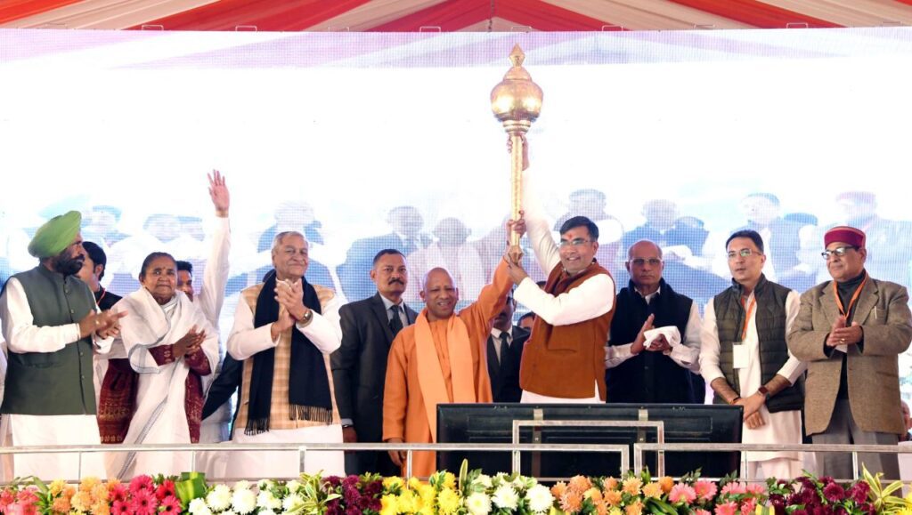 मुख्यमंत्री योगी