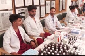 देहरादून में पत्रकारों का निःशुल्क स्वास्थ्य शिविर